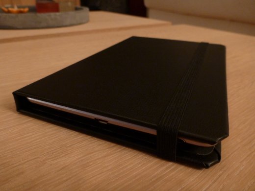 Google Nexus 7 met DODOcase HARDcover (closed)