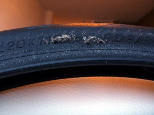 Schwalbe Durano - damaged sidewall